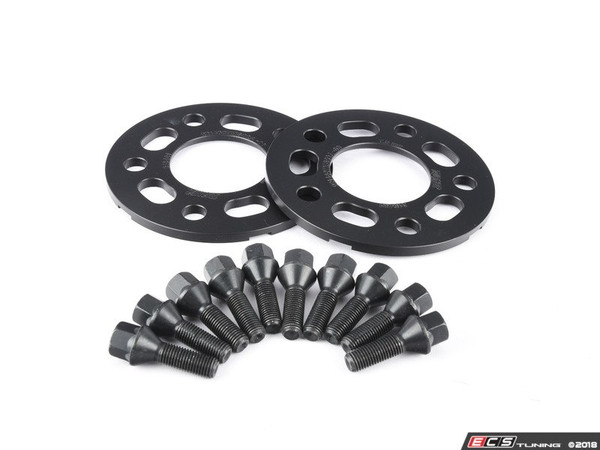 Turner Motorsport Black Wheel Spacer & Bolt Kit - 7.5mm | ES3555020