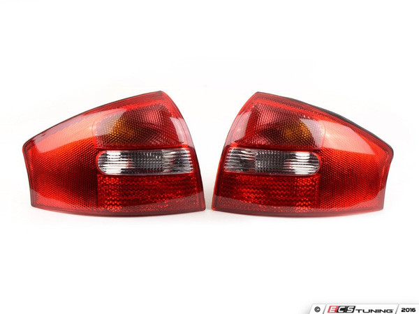 Euro Tail Light Set - Red / Clear