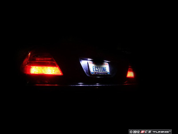 LED License Plate Bulbs - Pair | ES518066