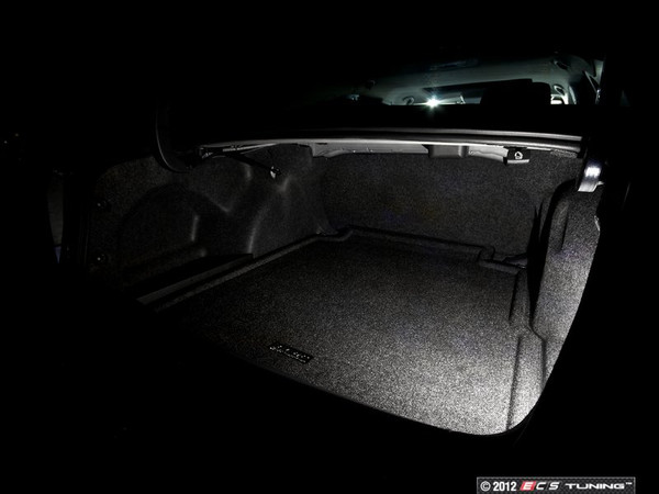 LED Trunk Lighting Kit | ES2575931