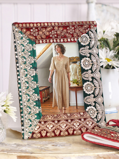Bel Canto Picture Frame - Holiday