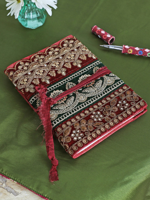 Bel Canto Notebook - Holiday