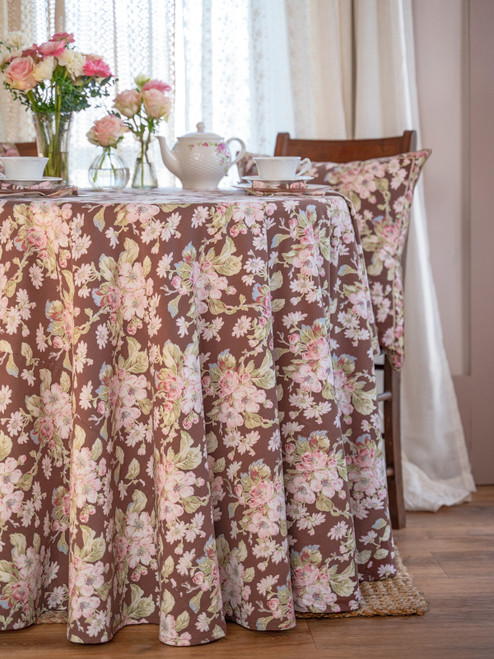 Apple Blossom Round Cloth - Nutmeg