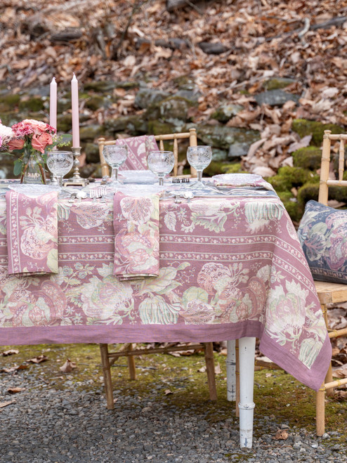 Blooming Jungle Linen Tablecloth - Plum