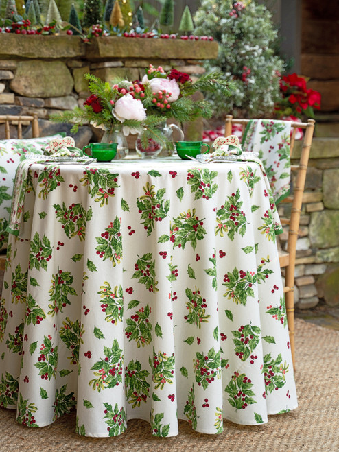 Snowberry Round Cloth - Ecru