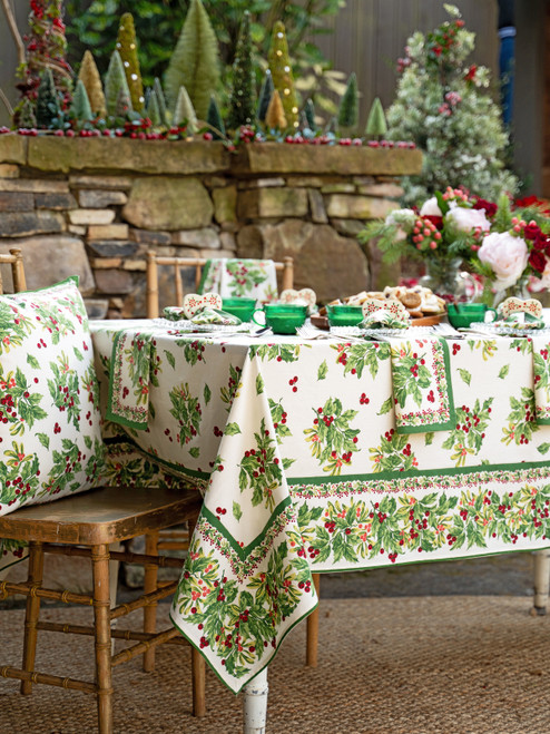 Snowberry Tablecloth - Ecru