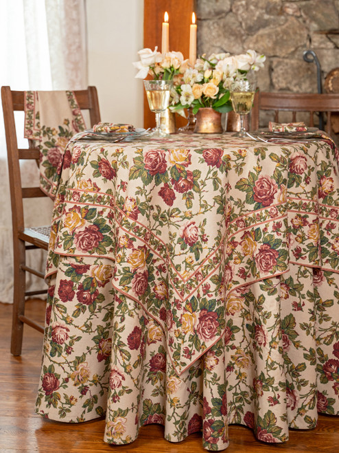 Winter Rose Round Cloth - Antique