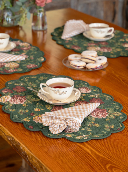 Winter Rose Quilted Placemat Set of 4 - Forest Green