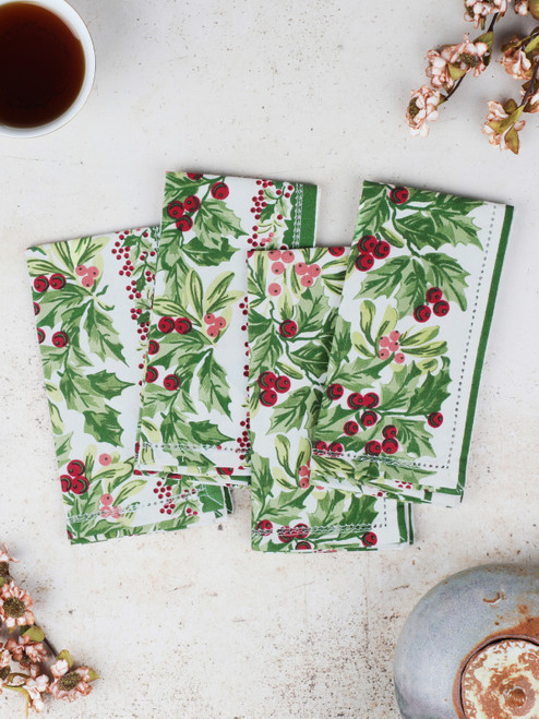 Snowberry Luncheon Napkin Set of 4 - Ecru