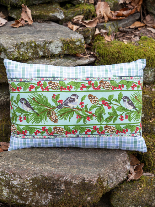Chickadee Cushion with Filler - Winter Mint