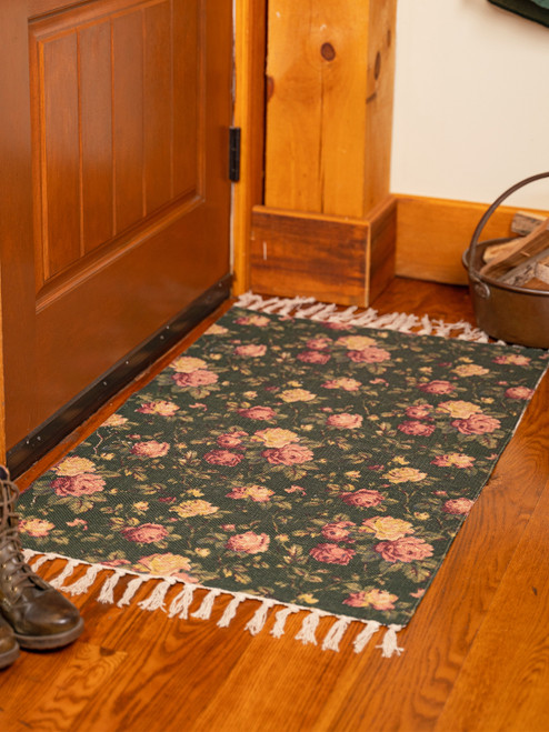 Winter Rose Small Dhurrie - Forest