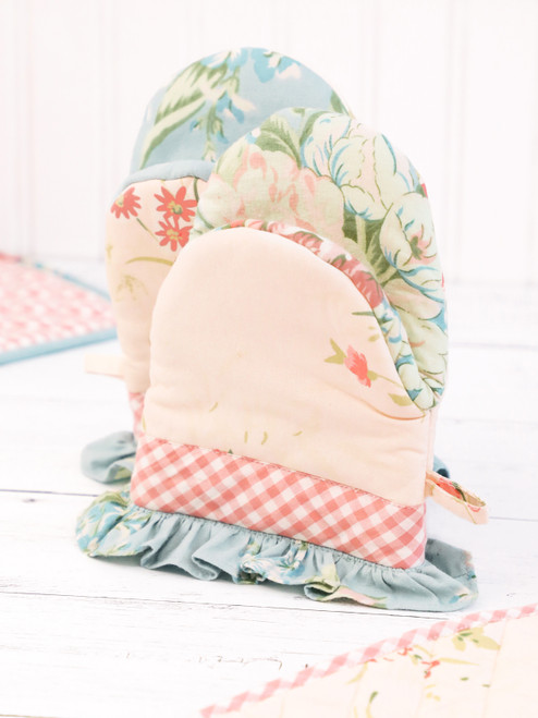 Beloved Mini Mitt Set of 2 - Pastel