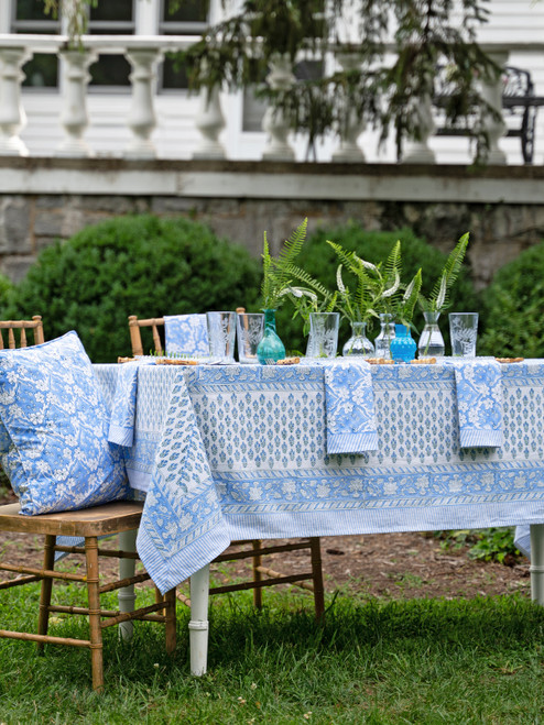 Floating Blossom Tablecloth - Blue