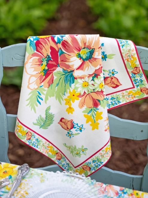 Charming Napkin Set of 4 - Soft White