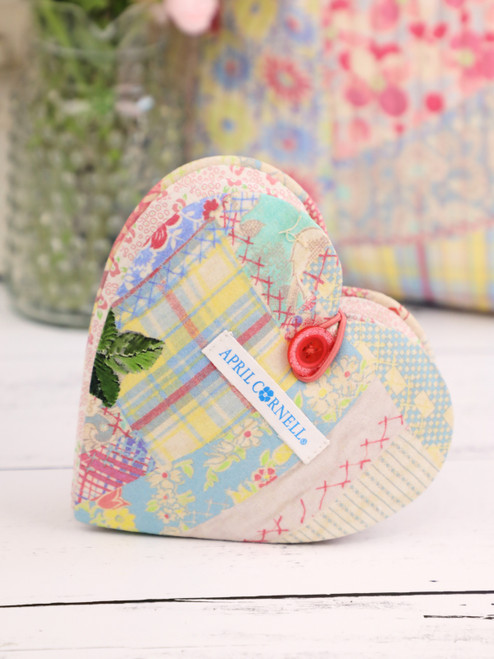 Scrapbook Patchwork I Love Sewing Kit - Pastel