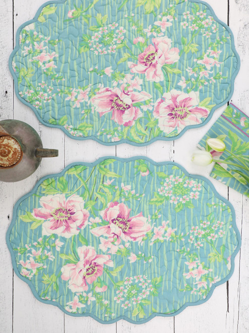 Waterlily Quilted Placemat Set of 4 - Aqua
