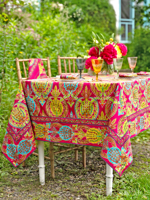Hello Pineapple Tablecloth - Fuchsia