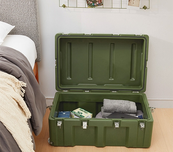 Dorm Trunk with Lock and Wheels - The Iron Brick - STRONGEST