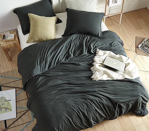 Chommie Weighted Natural Loft® Twin XL Comforter Faded Black