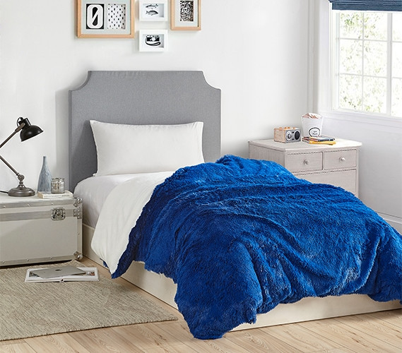 Reversible College Duvet Cover Dorm Bedding Essential for Freshmen