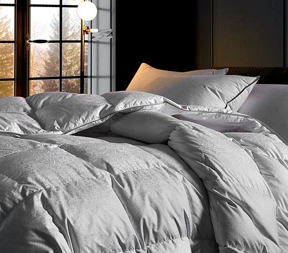 Luxury Dorm Essentials: HGOOSE®- Jacquard 90% Hungarian White - Main Image