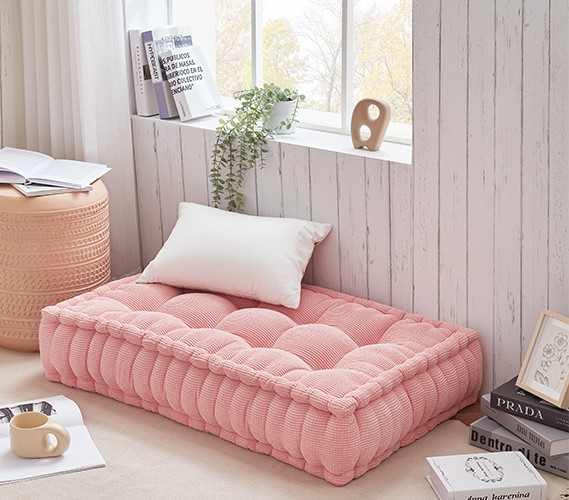 College Girl Must Haves - Rainha - Ultra Thick Tufted Floor Pillow