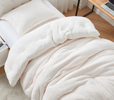 Super Plush Twin Extra Long Comforter Set Warm Sherpa Fleece Bedspread College Bedding Essentials with Matching Pillow Shams Super Plush Twin Extra Long Comforter Set Warm Sherpa Fleece Bedspread College Bedding Essentials with Matching Pillow Shams