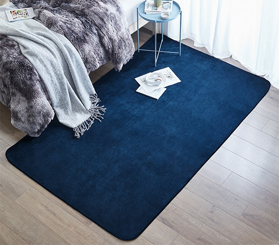 Machine Washable Dorm Rug Navy Blue is an affordably cheap dorm rug ...