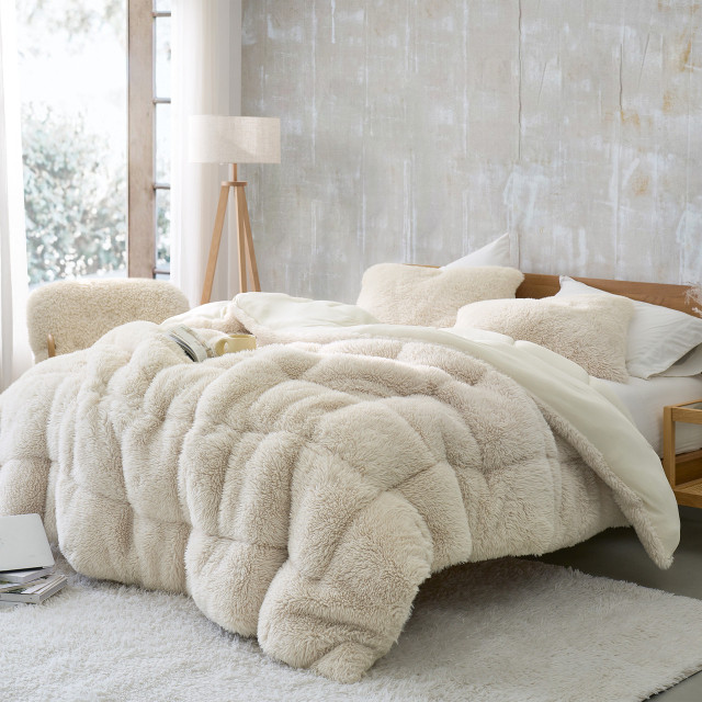 Extra Long Full Bedspread Set College Packing List Fleece Comforter Warm Bedding Set for Dorm Bed Beige Bedroom Accessories