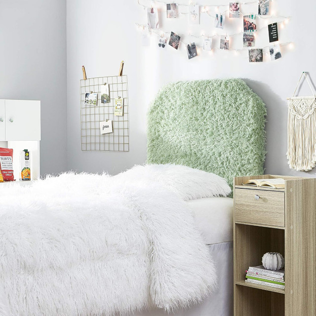 Mo' Fluffy Feathers College Headboard - Plush Texture Green