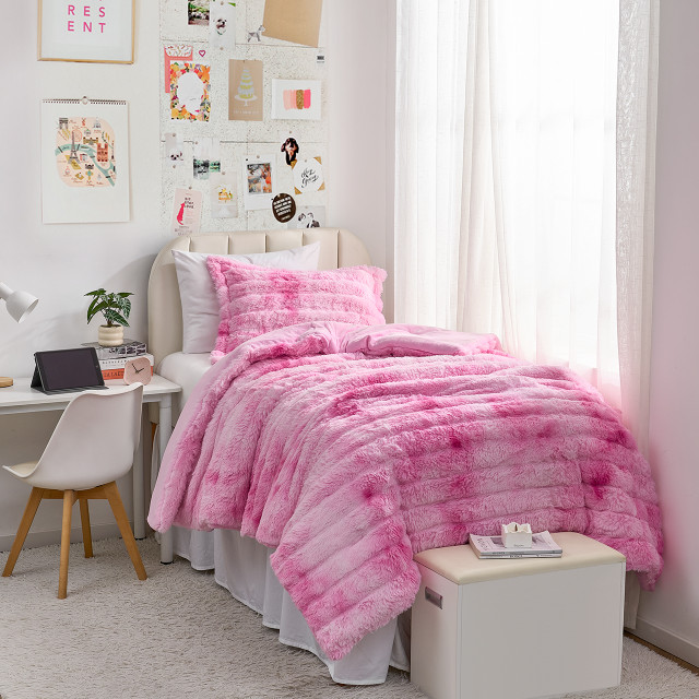 Snowball Chunky Bunny® - Coma Inducer® Twin XL Comforter Set - Pink Cosmos Snowball Chunky Bunny® - Coma Inducer® Twin XL Comforter Set - Pink Cosmos