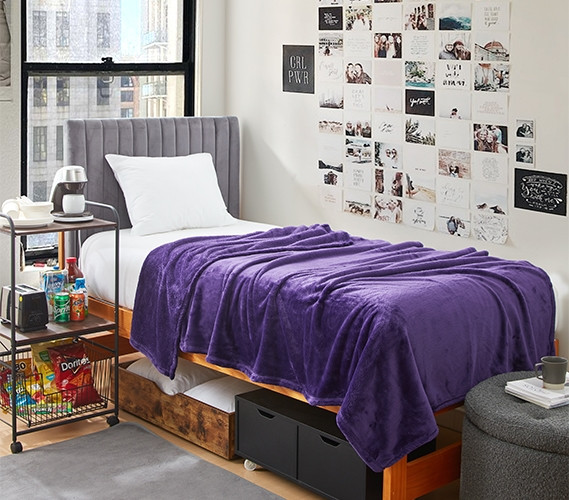 Must Have Dorm Room Items - Me Sooo Comfy Designer Twin XL Fleece