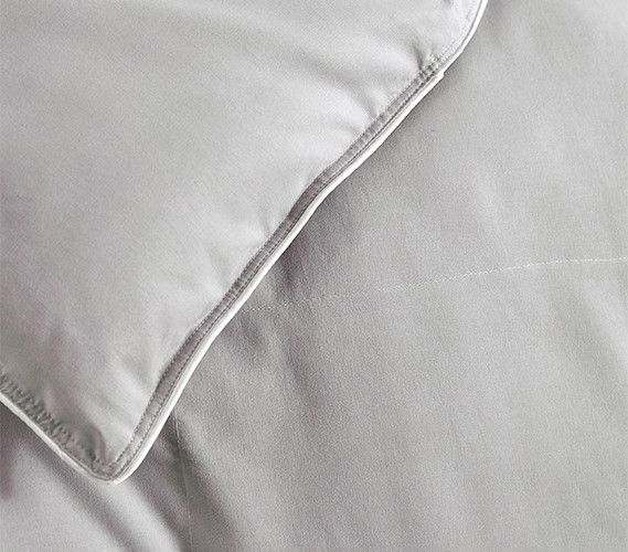 Luxury Dorm Bedding - Snorze Cloud Comforter - Coma Inducer - Twin