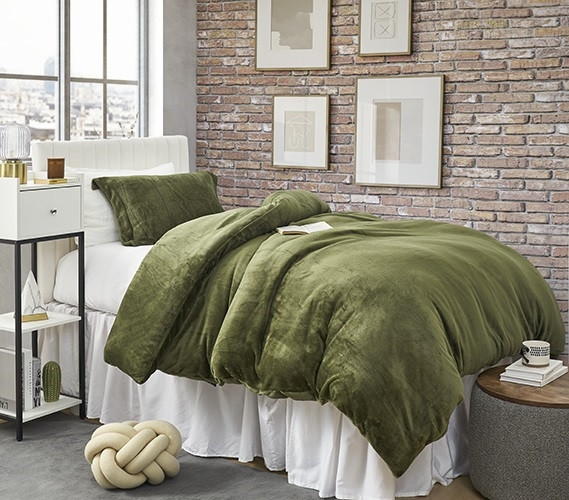 Girls Dorm Room Essentials Fleece Twin XL Bedding set with Pillow Covers Extra Long Duvet Cover for College Student Must Haves