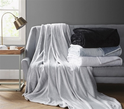 Full Dorm Mattress Dimensions for Full Bedding Blanket for Dorm Bedding Essentials
