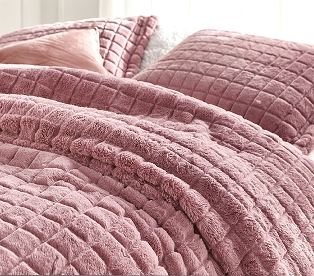Must Have Dorm Bedding Essentials Plush Coma Inducer Twin Extra Long Comforter With Standard Dorm Pillow Sham