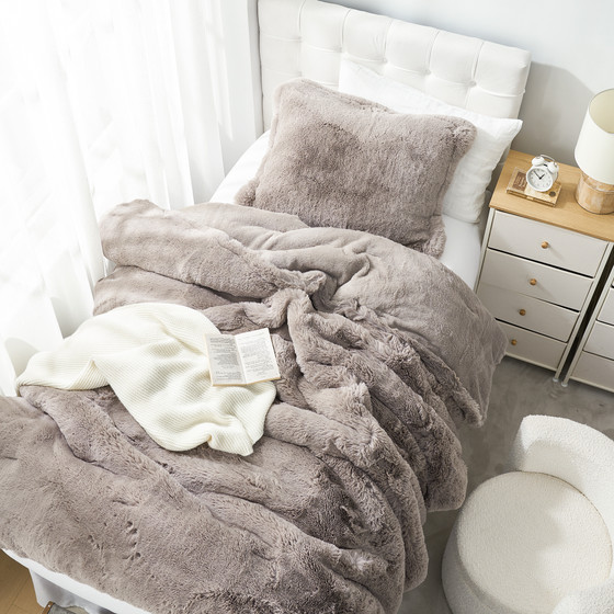 Luxury Dorm Bedding High Quality Faux Fur Comforter Set Twin XL Blanket Bedspread Boho Dorm Decor Girls College Supplies