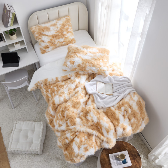 Farmhouse Twin Extra Long Dorm Bedding Essentials College Comforter Set Cow Print Bedspread Softest Sherpa Blanket