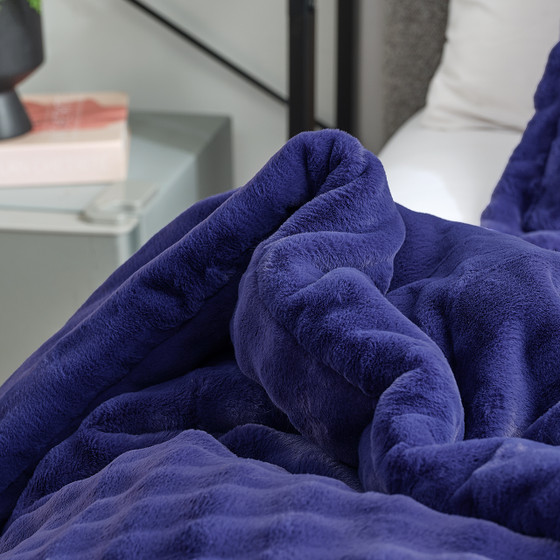 Vegan Friendly College Dorm Supplies Cruelty Free Faux Fur College Comforter Set