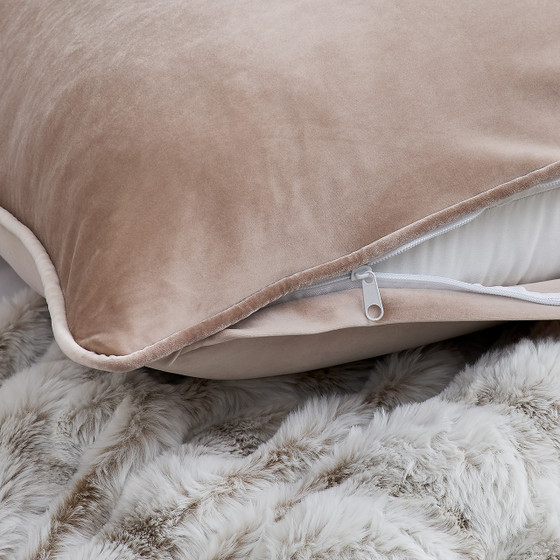 Rainha® Velvet Dutch Euro Pillow - Mocha