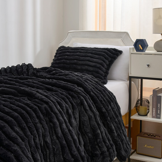 Roll Cakes® Chunky Bunny® - Coma Inducer® Twin XL Comforter Set - Black