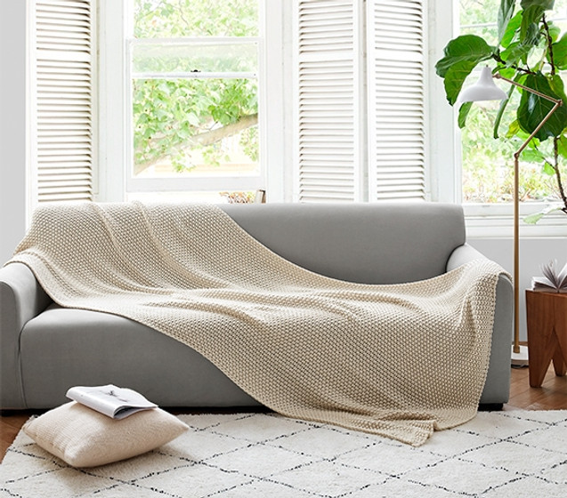 Chunky Yarn Oversized Twin XL Bedding Dorm Supplies Luxury Fleece Throw Blanket Warm Bedspread for College Student Packing List