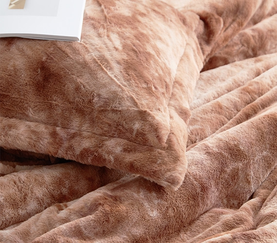 Brown Dorm Bedding Cozy Faux Fur Twin XL Bedspread Set Luxury College Comforter Designer Blanket
