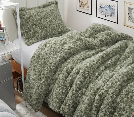 Extra Long Twin Comforter Set Green Dorm Bedding Fluffy Faux Fur Bedspread College Packing List