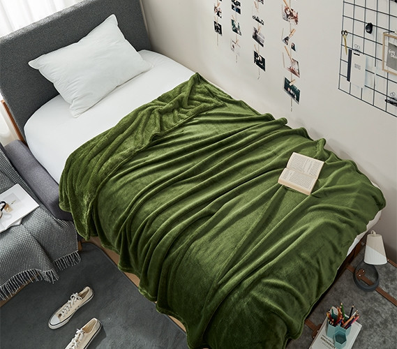 Cozy Dorm Bedding - Me Sooo Comfy® Coma Inducer Luxury Fleece Twin