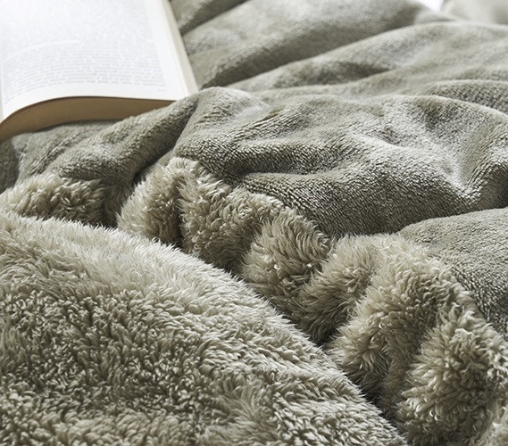 Designer Duvet Cover Fleece Bedspread Tufted Neutral Dorm Decor Ideas Green Twin Extra Long Bedding Essentials College Student Must Haves