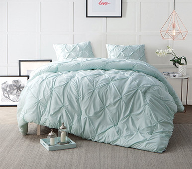 Hint of Mint Pin Tuck Twin XL Comforter