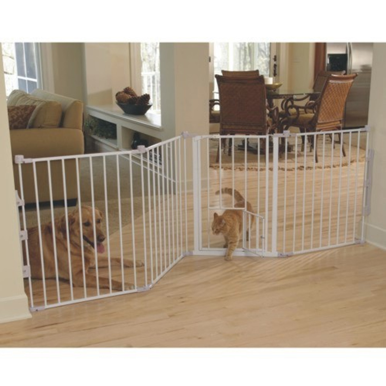 walk thru gate with pet door