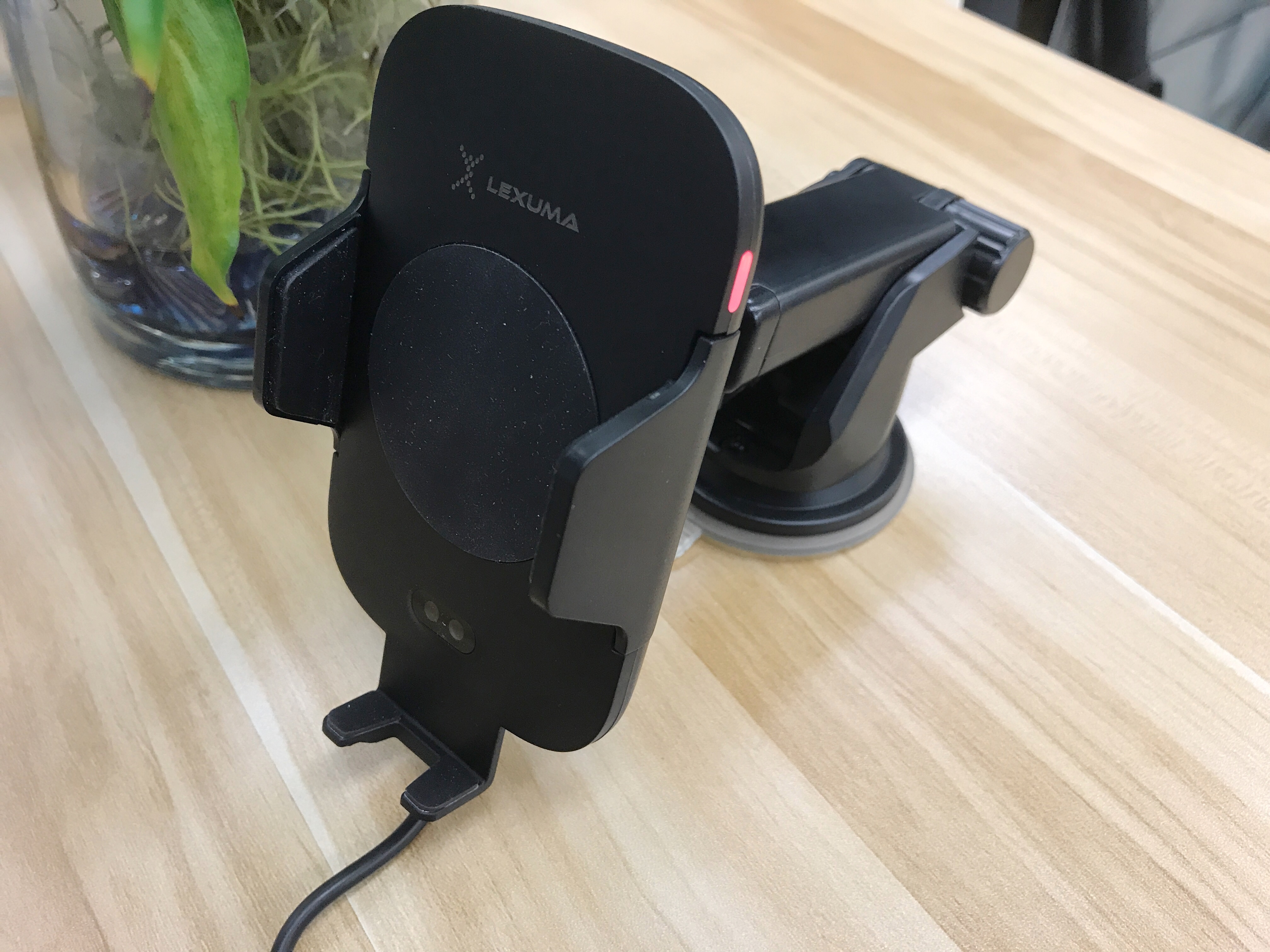Automatic Infrared Sensor Qi Wireless Car Charger Mount - GadgetiCloud smart sensor car wireless charger