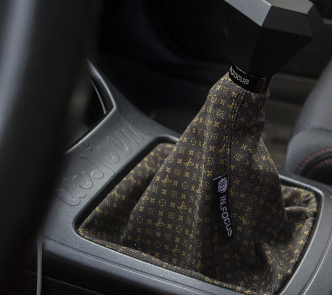 lv shift boot